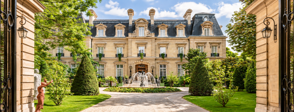 Saint James Paris - @lifestylemag - www.lifestylemag.com