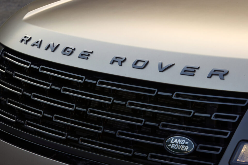 Range Rover - @lifestylemag - www.lifestylemag.com